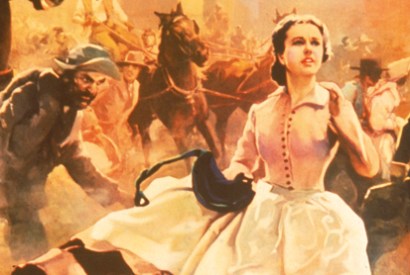 Scarlett O’Hara runs through the streets of burning Atlanta