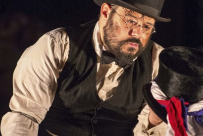 Clean-voiced and suave: Mark Wilde as the balladeer Jonny Inkslinger in‘Paul Bunyan’