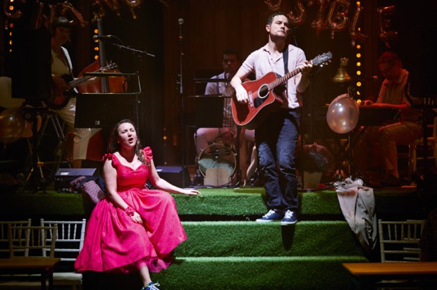 Sarah Higgins (Helena) and Henry Pettigrew (Bob) in Midsummer