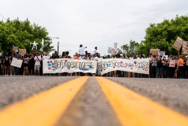 defund police